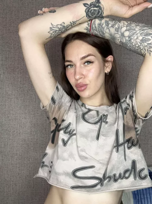 Are the brunettes your type ? by apple_only_