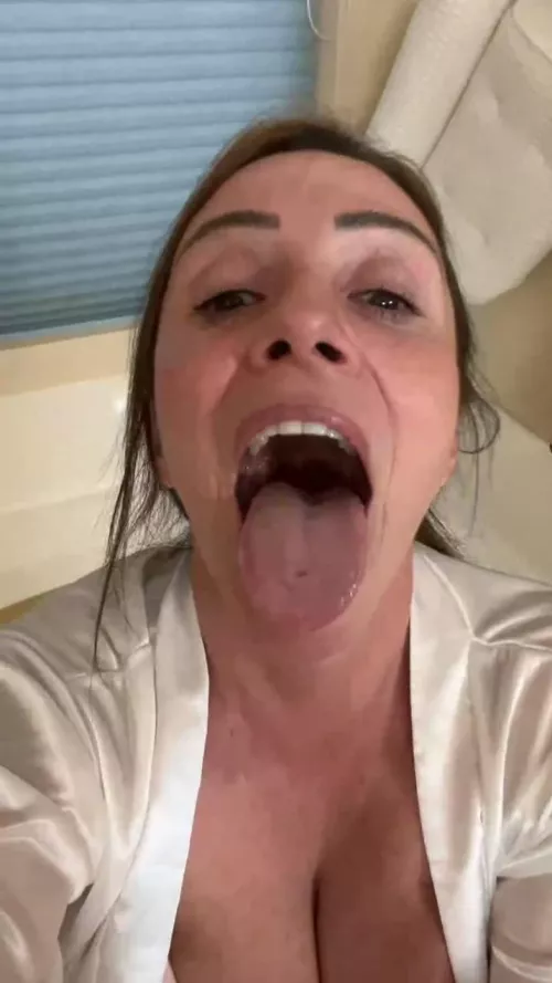 Begging for it by shadowghost_31