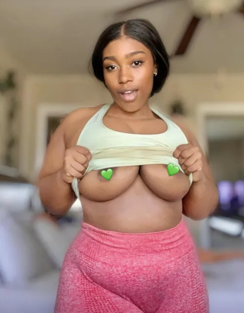 dumping em out post workout glow by kennedydavisof