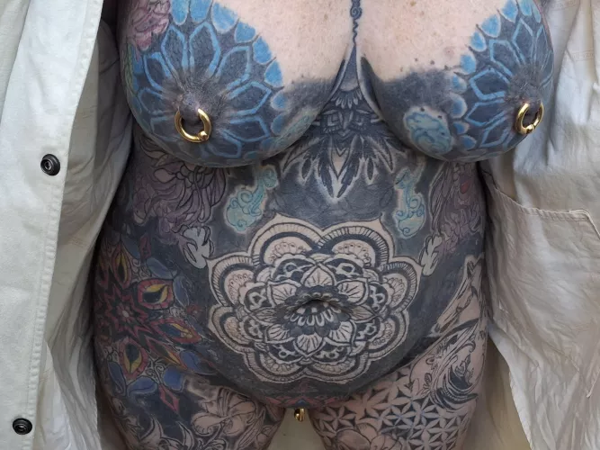 Should I keep tattooing? by hiddensecretink