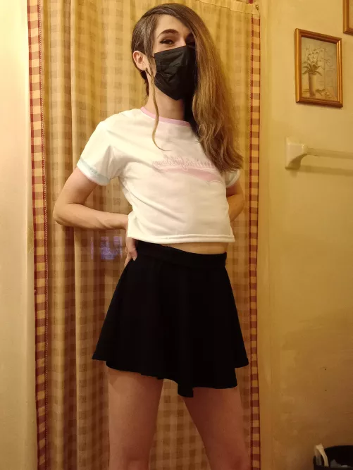 This is peak masculinity 🐱 by luccakitten