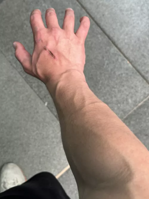 This is the best thing about training my forearms by realisiwak