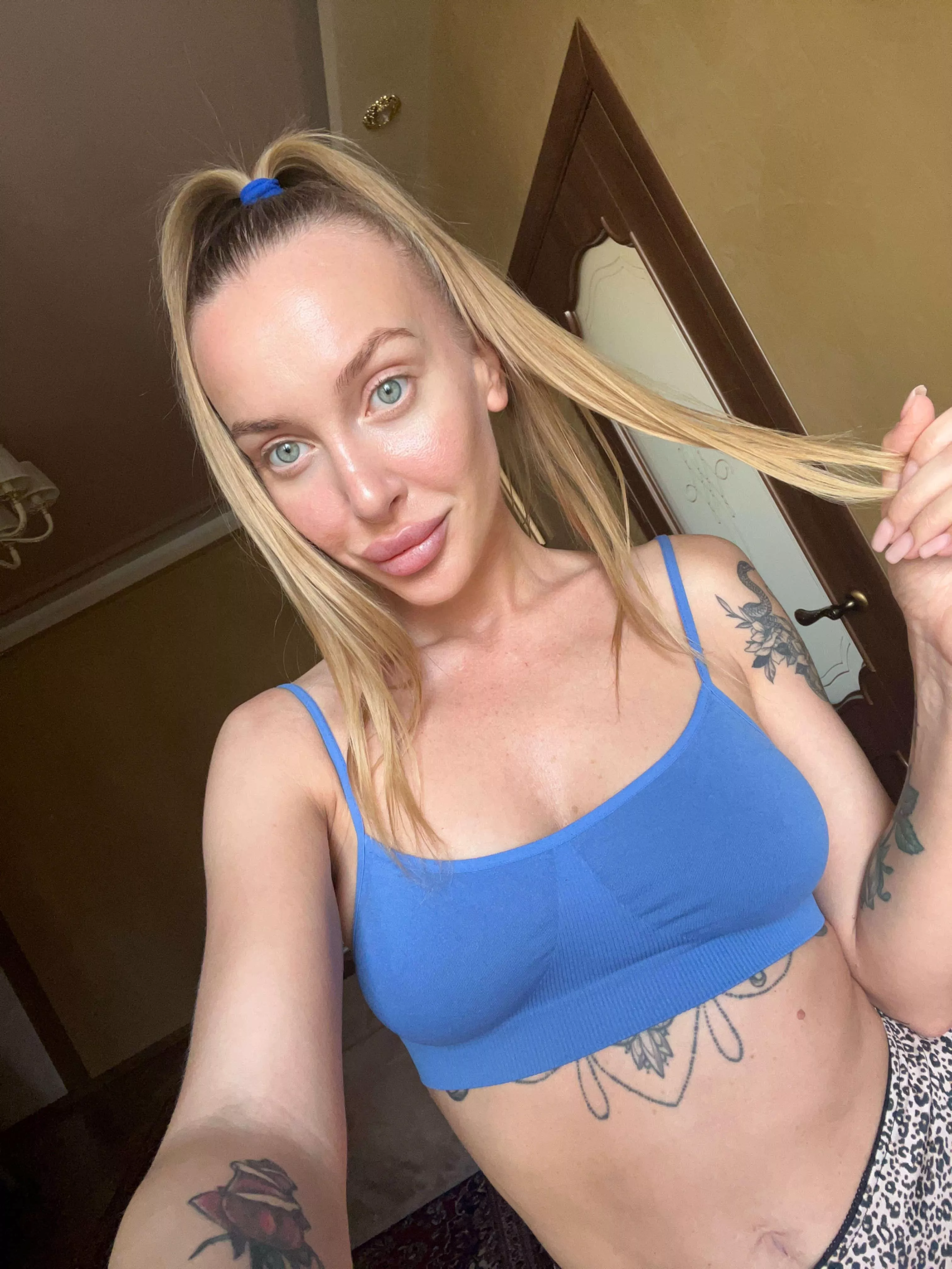 Today I go without a bra, it’s much more comfortable. posted by BabySweetestt