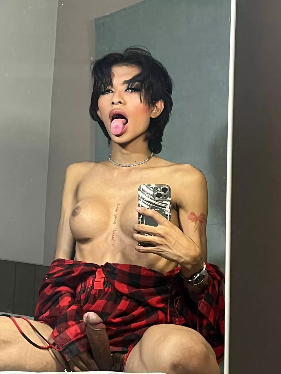 Want to get on top of you
 posted by Adrianapanya