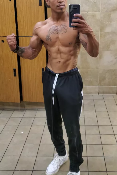 Your sexy personal trainer by shortking_fit