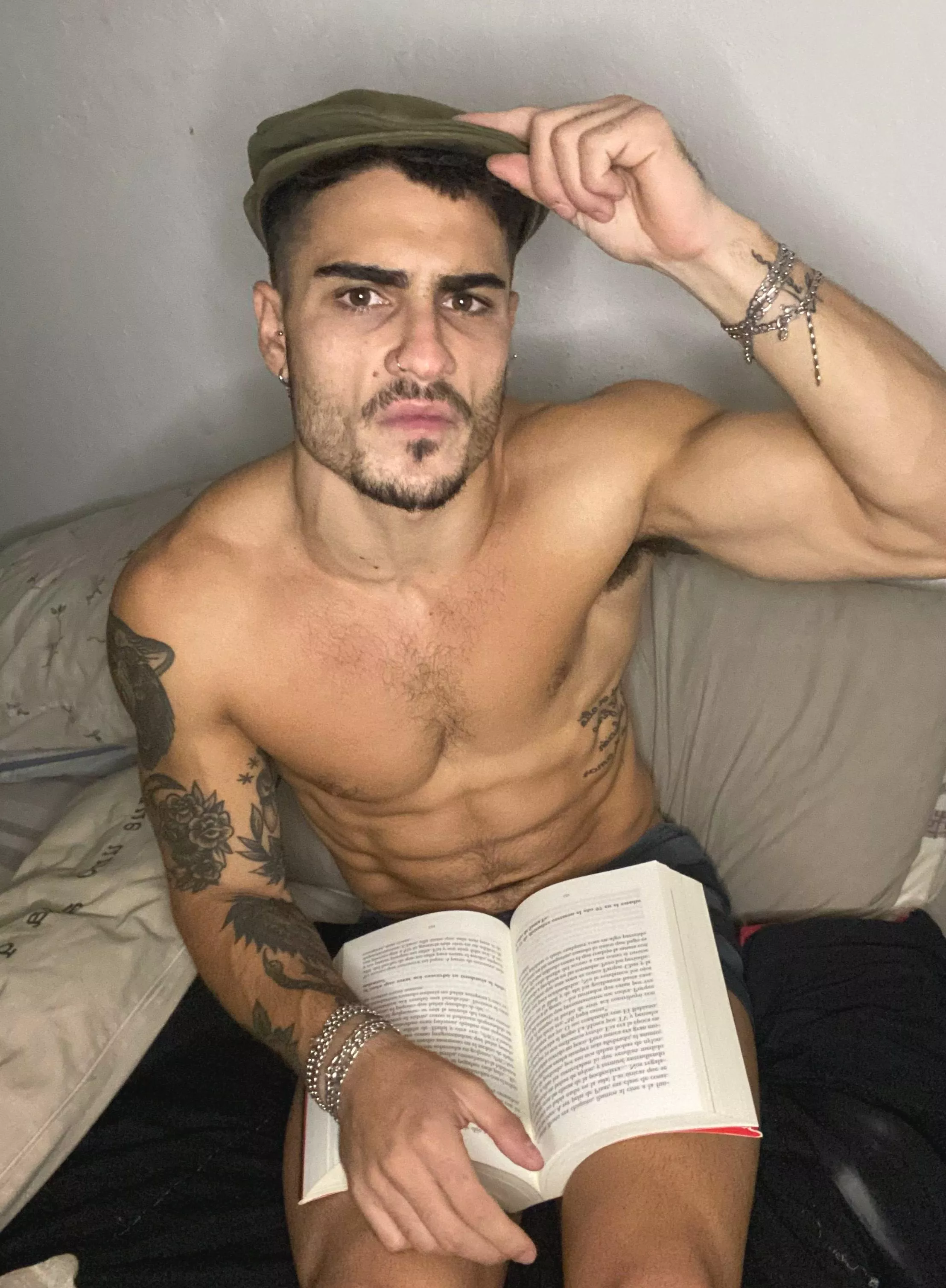 Can you handle the stench of my sexiness? posted by OlieTheKing