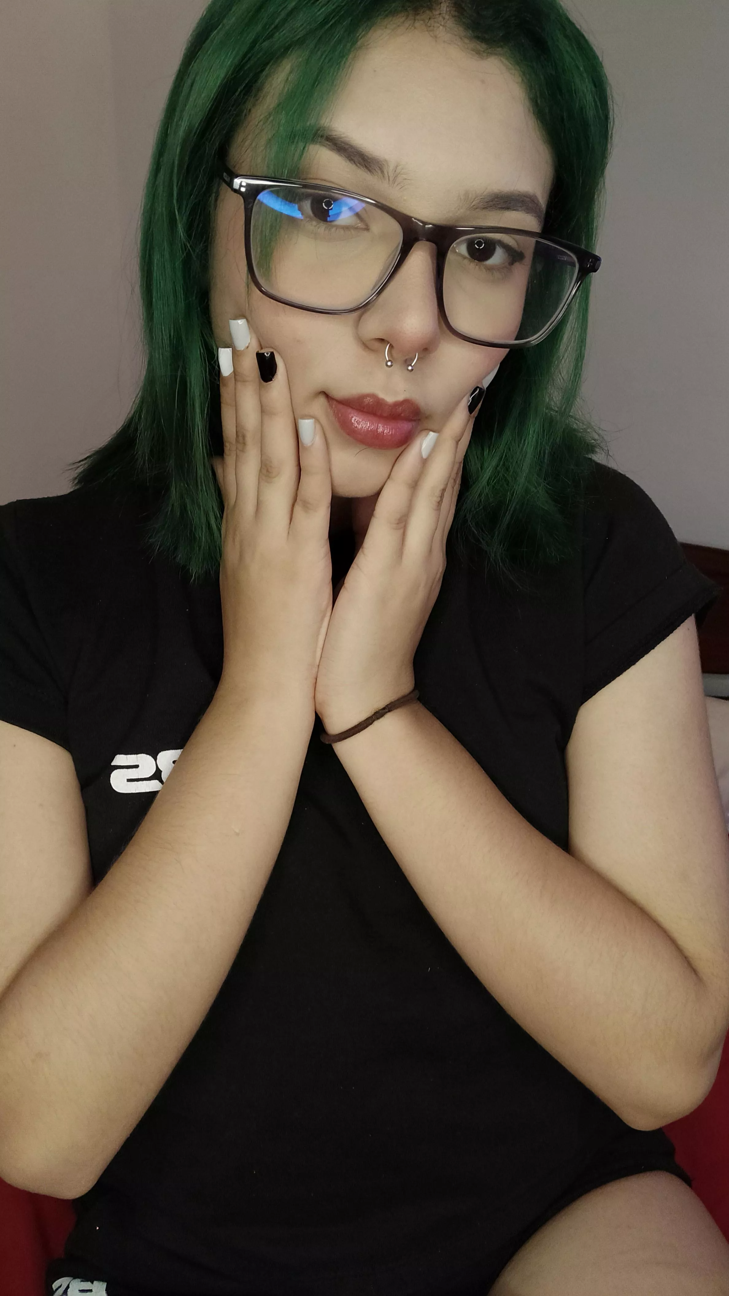 Face and my hands posted by Hope2003_xx