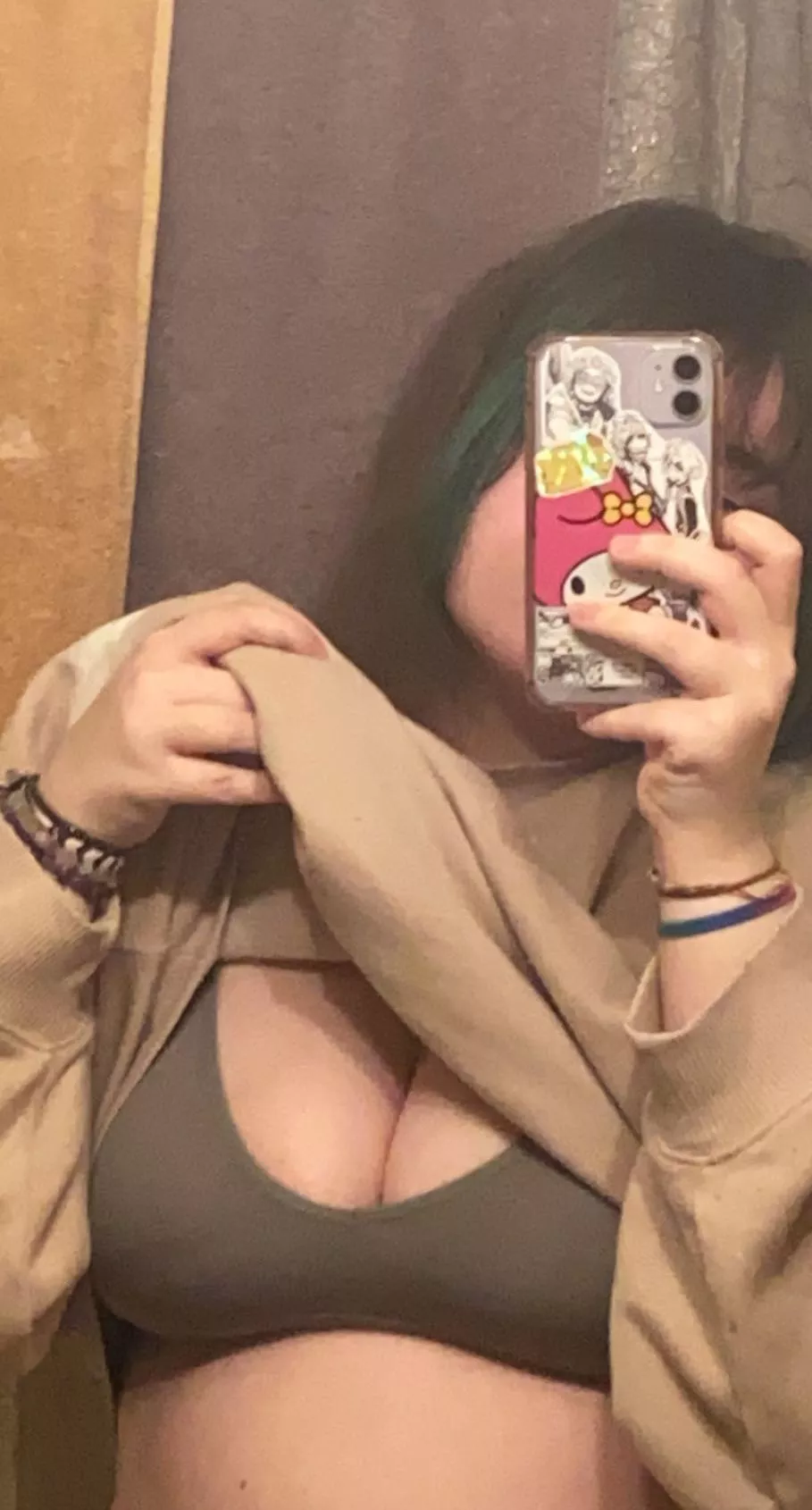 give me something to get off to tonight? posted by Effective_Spirit_849