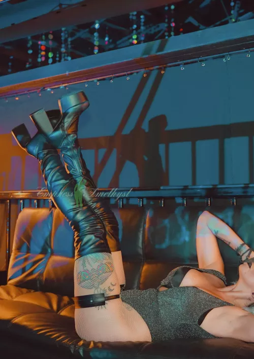 Gogo boots for dancing and worship by empress_amethyst