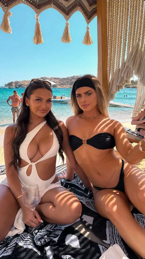 Holiday envy by aguyuk