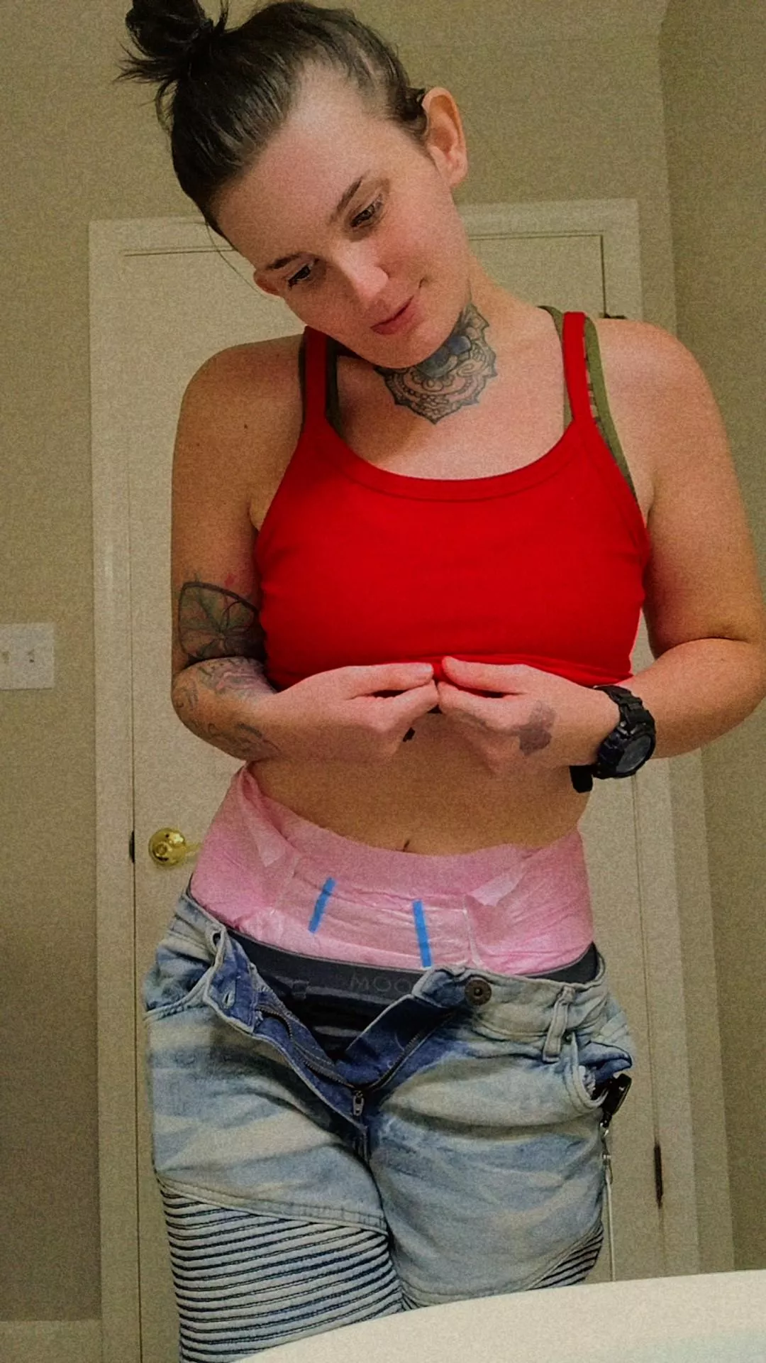 I feel like I might have a whoopsie in my diaper but I don't wanna change myself 🥺👉👈 idk what to do posted by tattedbabie