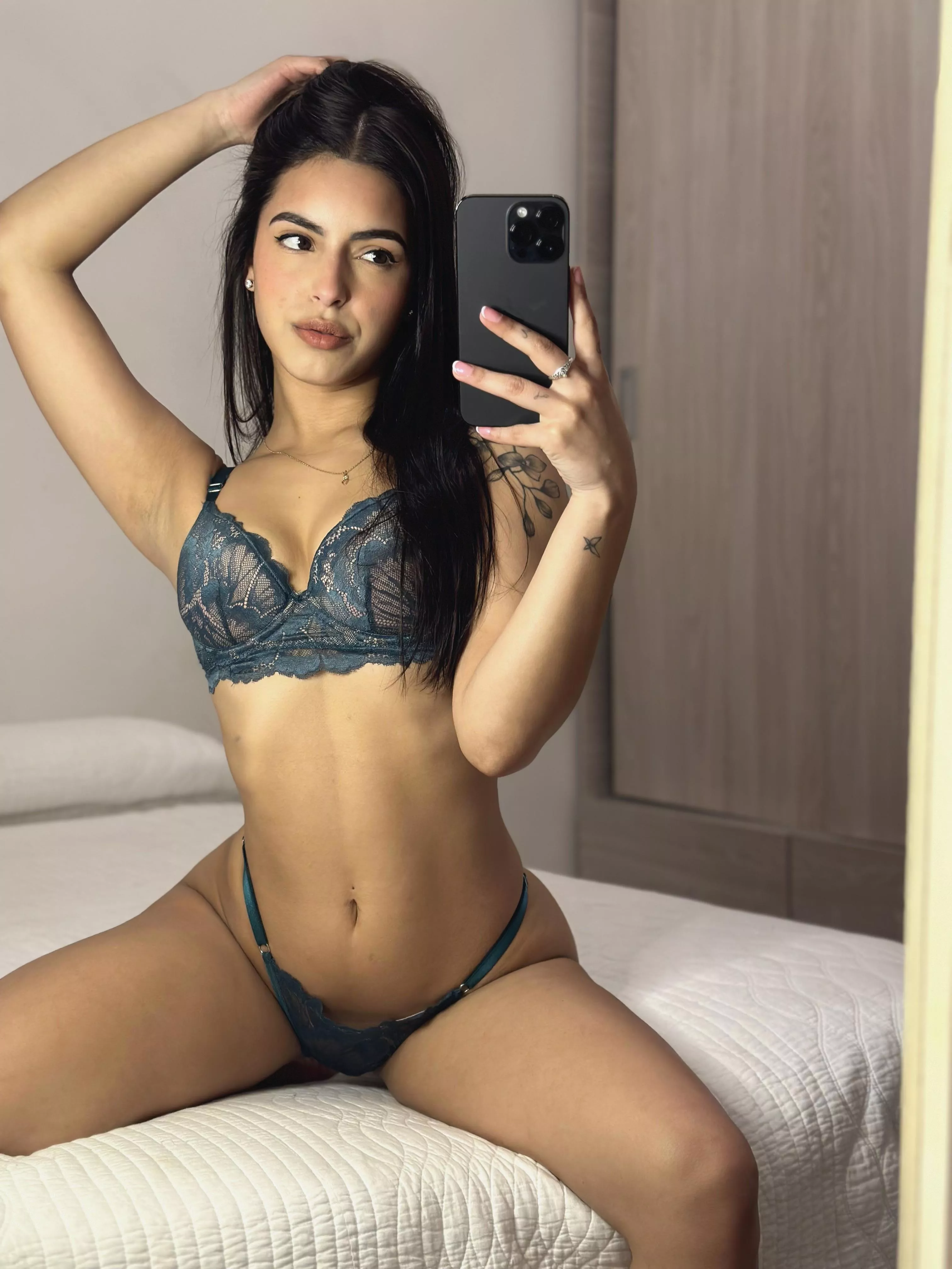 is it a turnoff that I still sleep with my teddy...? [F18] posted by bomomombiap