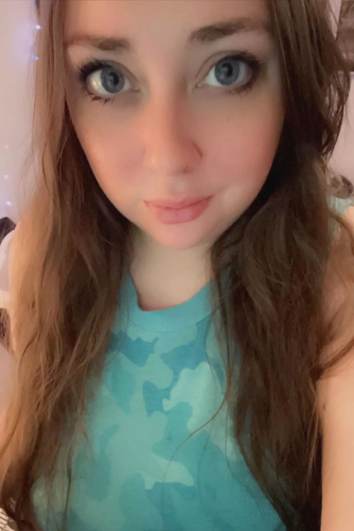 Lazy Sundays are my favorite  posted by JezebelPhoenix69