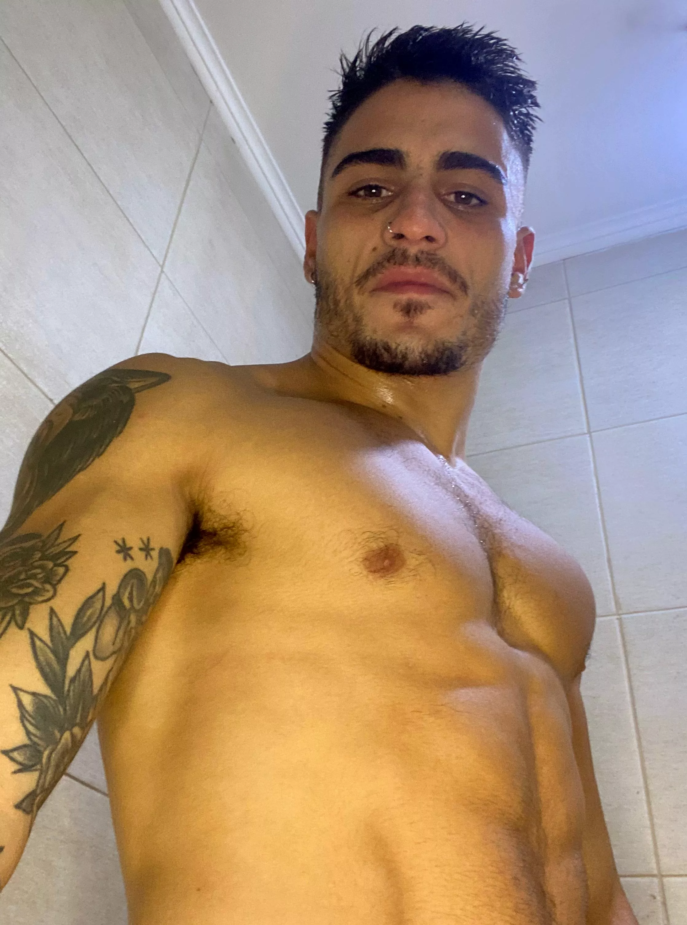 Rate my wet and wild appeal from 1-10 posted by OlieTheKing