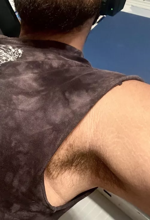 That musk when your deodorant from yesterday wears off 💪🏼 by bigwolf420