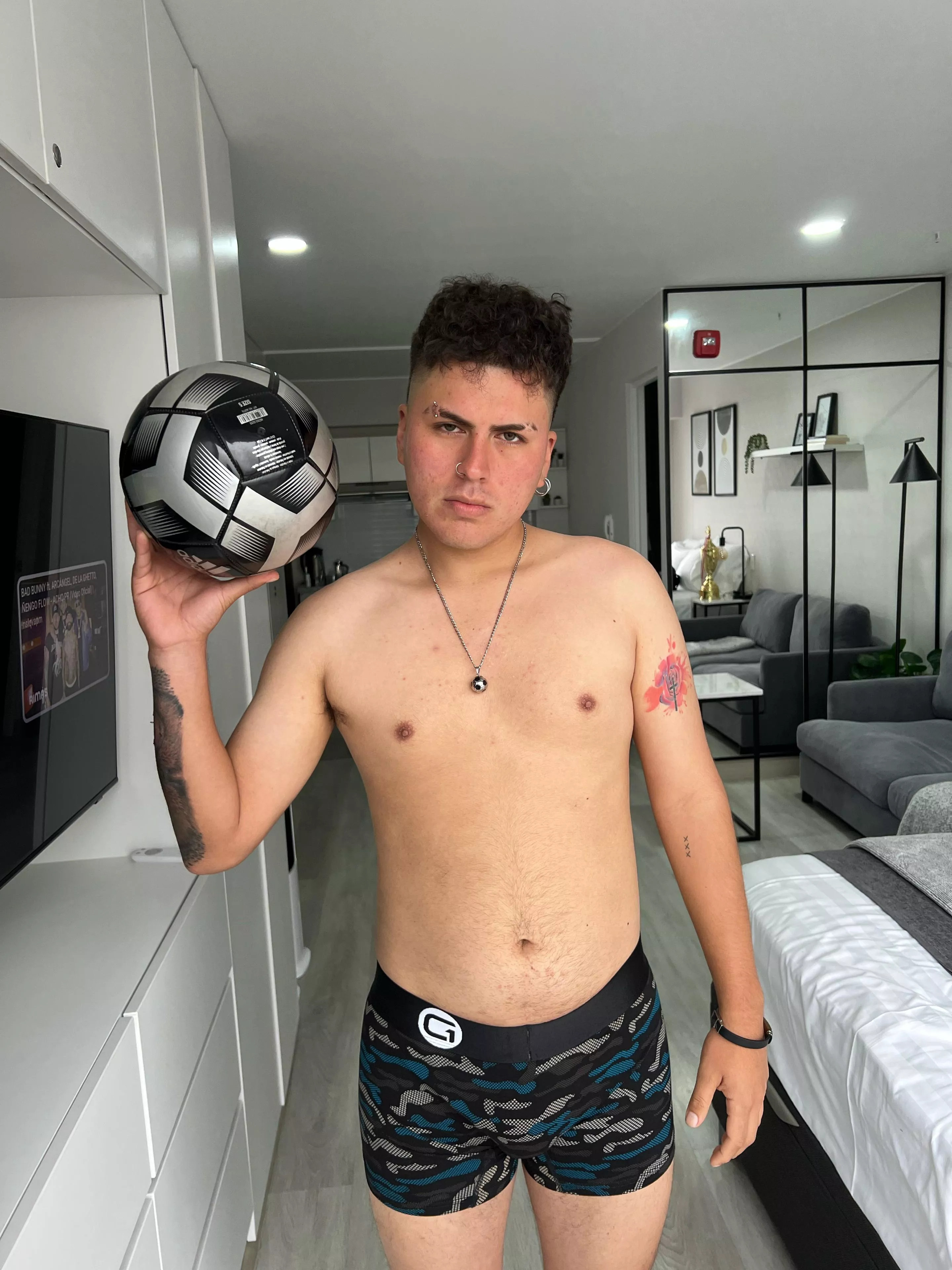 Tryna get schooled by an alpha baller? 🧠⚽️ I got some fire moves for ya, no cap! posted by joanmanly