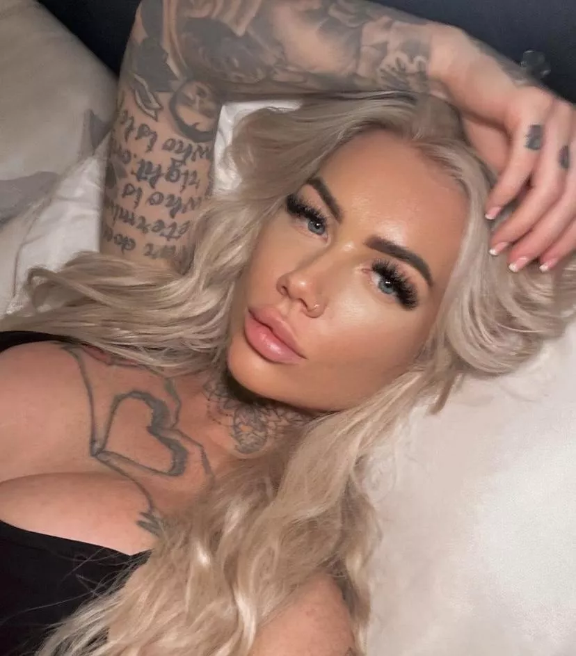 Am I cute? posted by dazzlingxdove