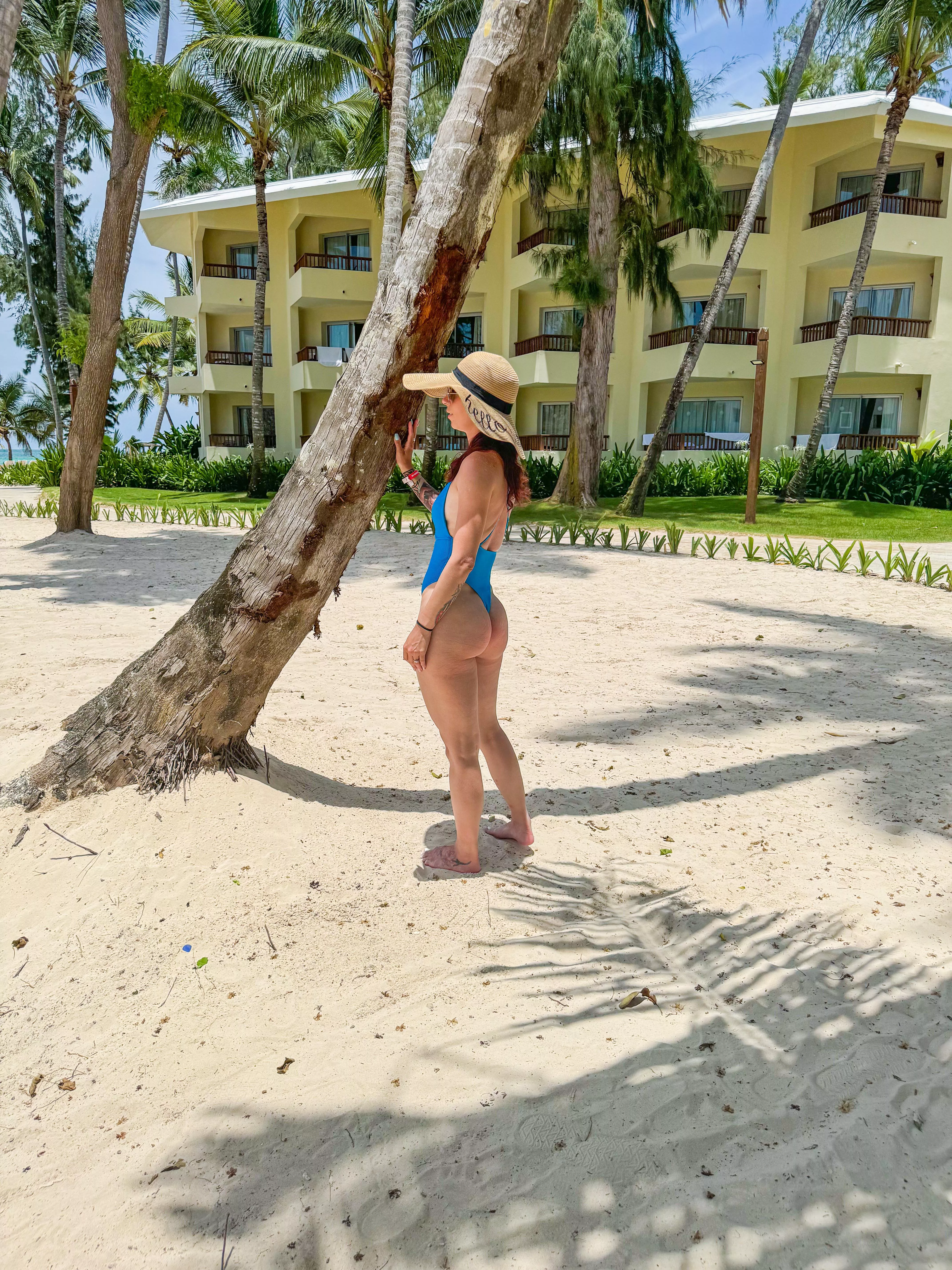 Blue like the ocean posted by Pchygirllexx