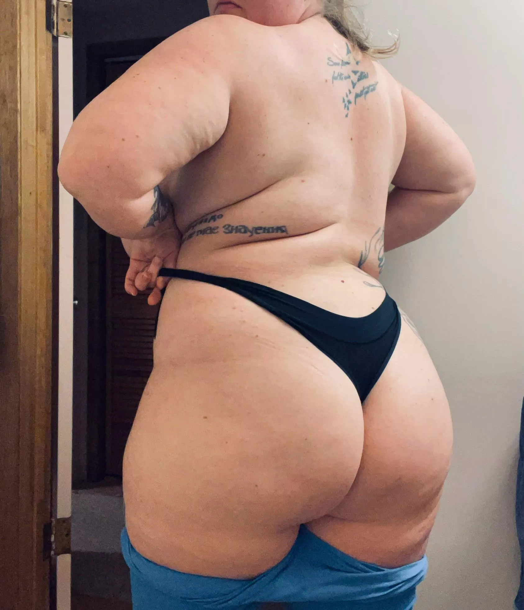 Does my ass belong here? 🍑 posted by titsandavocadoes