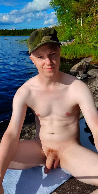 Enjoying a warm day  posted by NorthAdventurerman