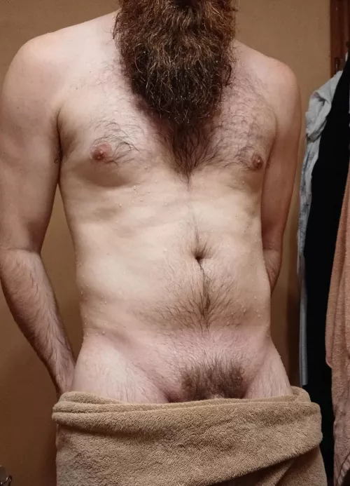 Fresh out the shower and feeling myself  by Godless_sky