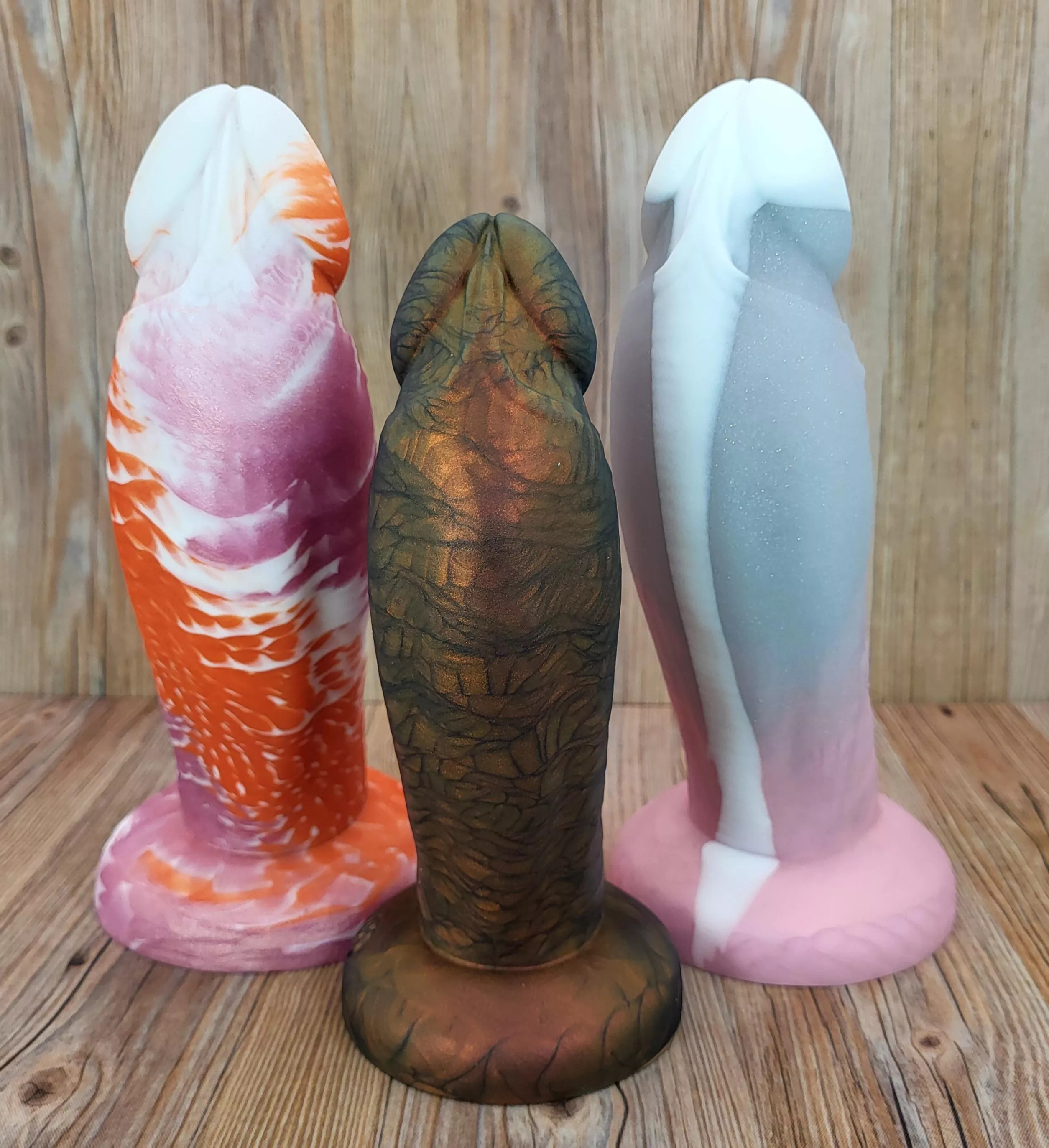 How about an Elven Sorcerer to start your week? posted by wanderingbardtoys