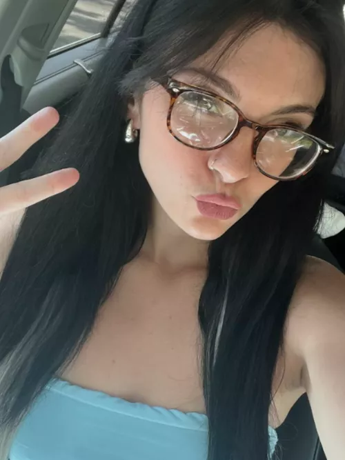 I hate these glasses by xwillowrose