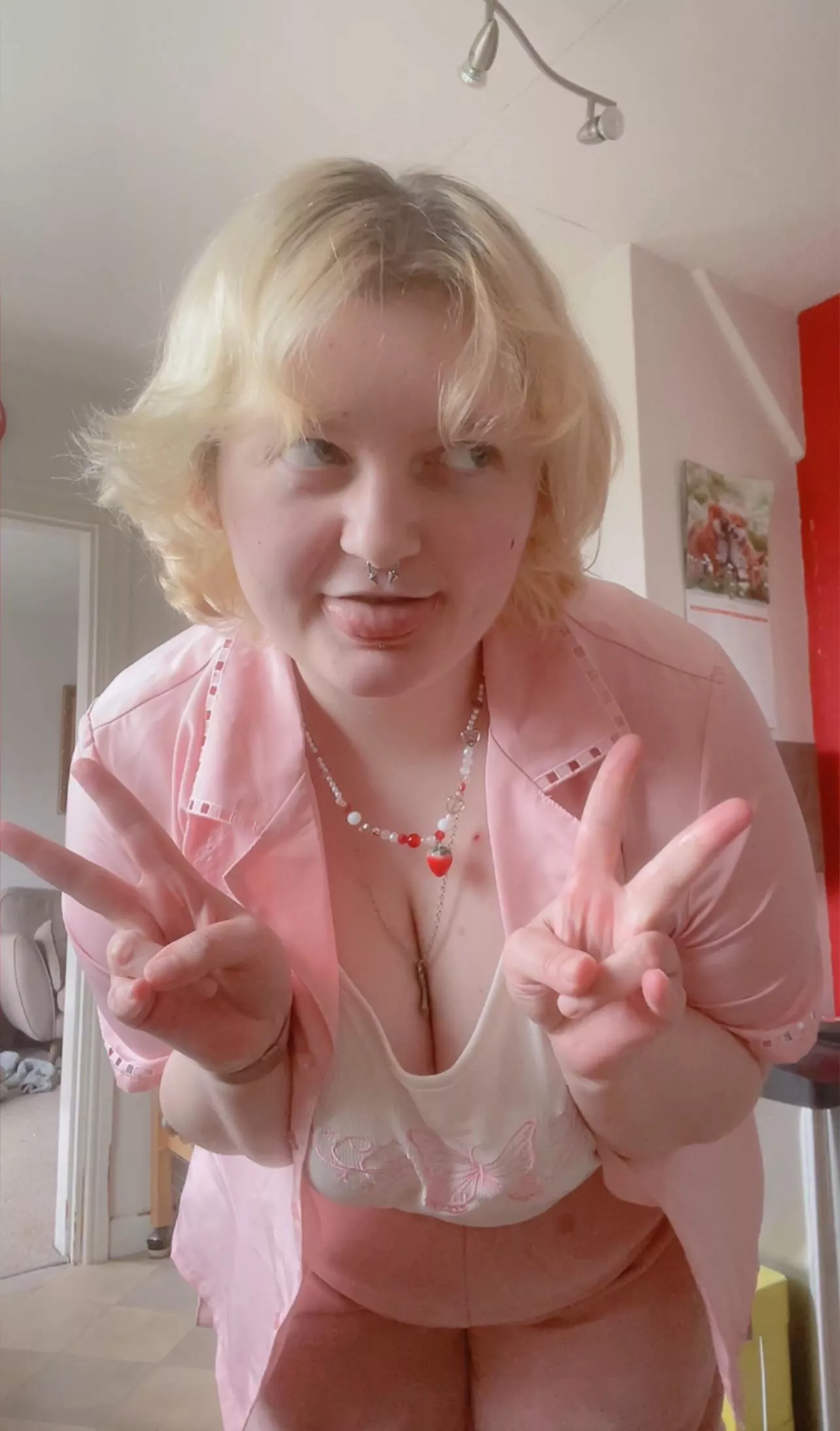 I was feeling super cute in a very pink outfit <3 posted by Chubby-skyy