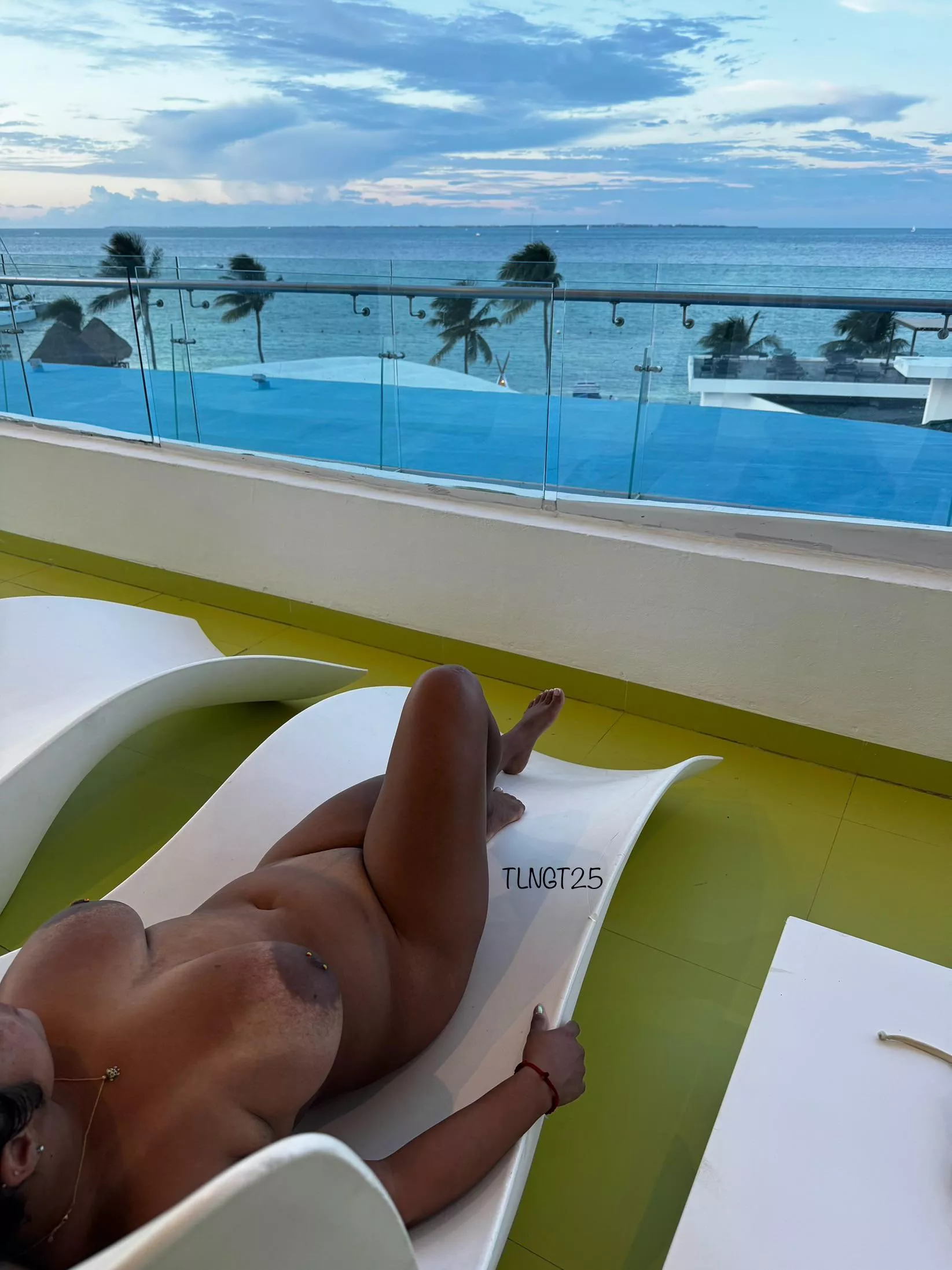 TanLines N Views posted by TLNGT25