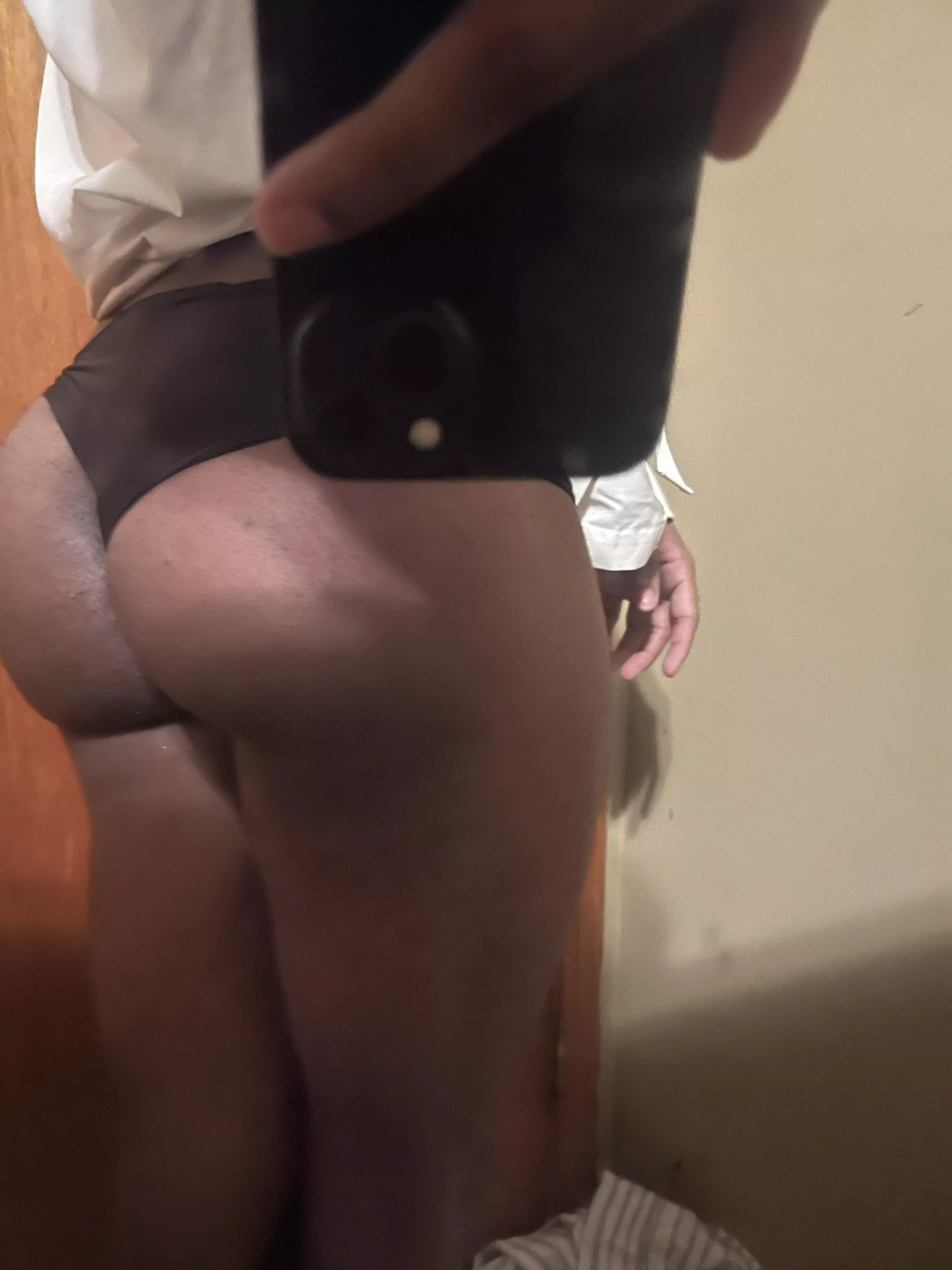 [18] Been working out consistently and wanted to show off posted by pookiebubblebootie