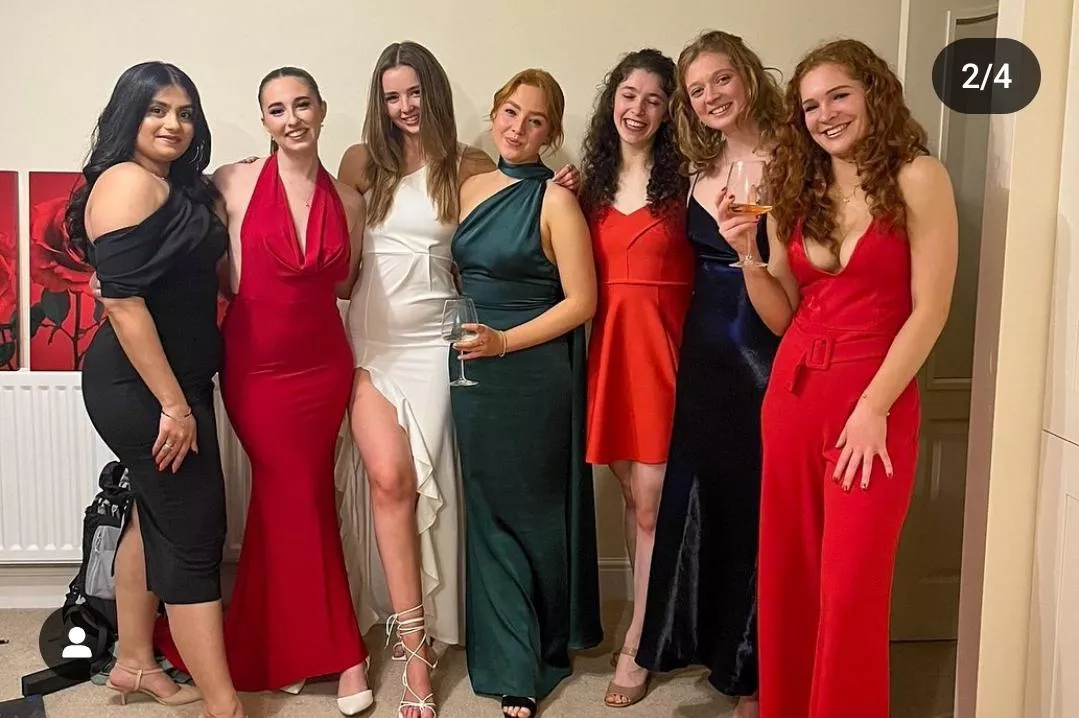 A large group posted by Valuable_Result3669