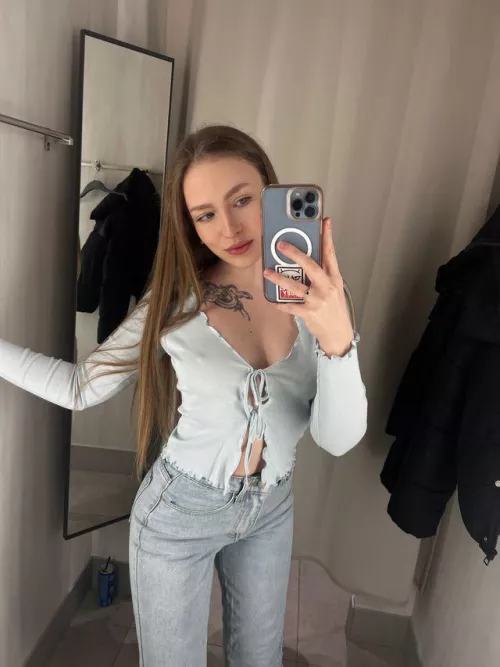 am I cute enough for you to introduce me to your friends? by nox_olivia