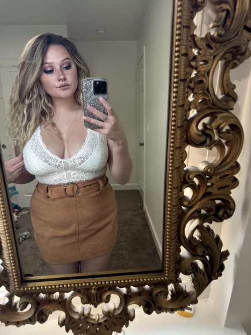 F29 waiting till I find a genuine man with a genuine cock ;) by SummerrDaze