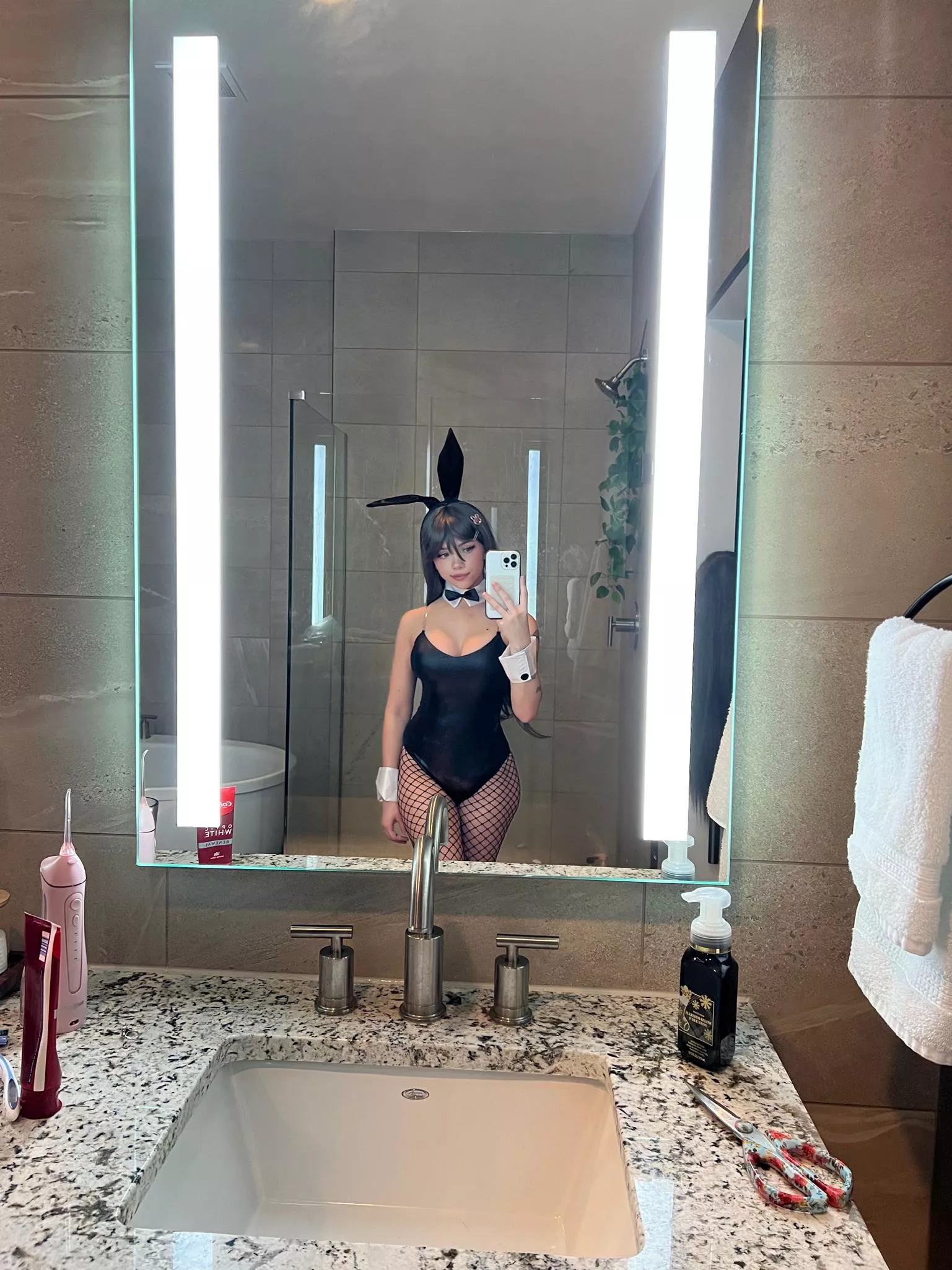 feel like you've been missing a bunny girl like myself in your life :3 posted by puppiwi