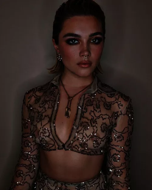Florence Pugh by ZookeepergamePale340