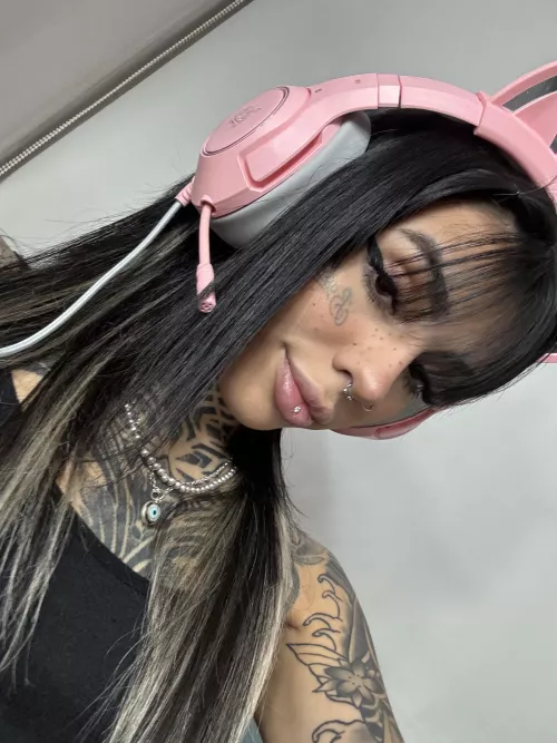 give me a cute pet name by rendric