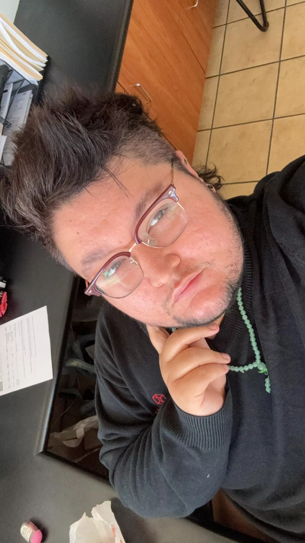 Hey anyone wanna Chat? posted by QuinnEnosRose