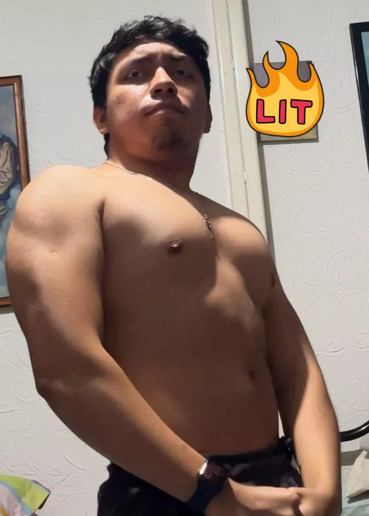 I just got home from the gym, anyone want to play? posted by Yahir_SCCCC