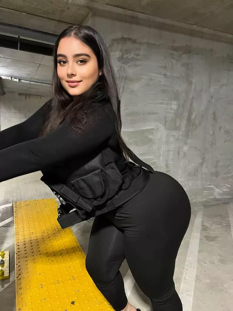 If you like, I can be your personal body guard? posted by annabelladoe