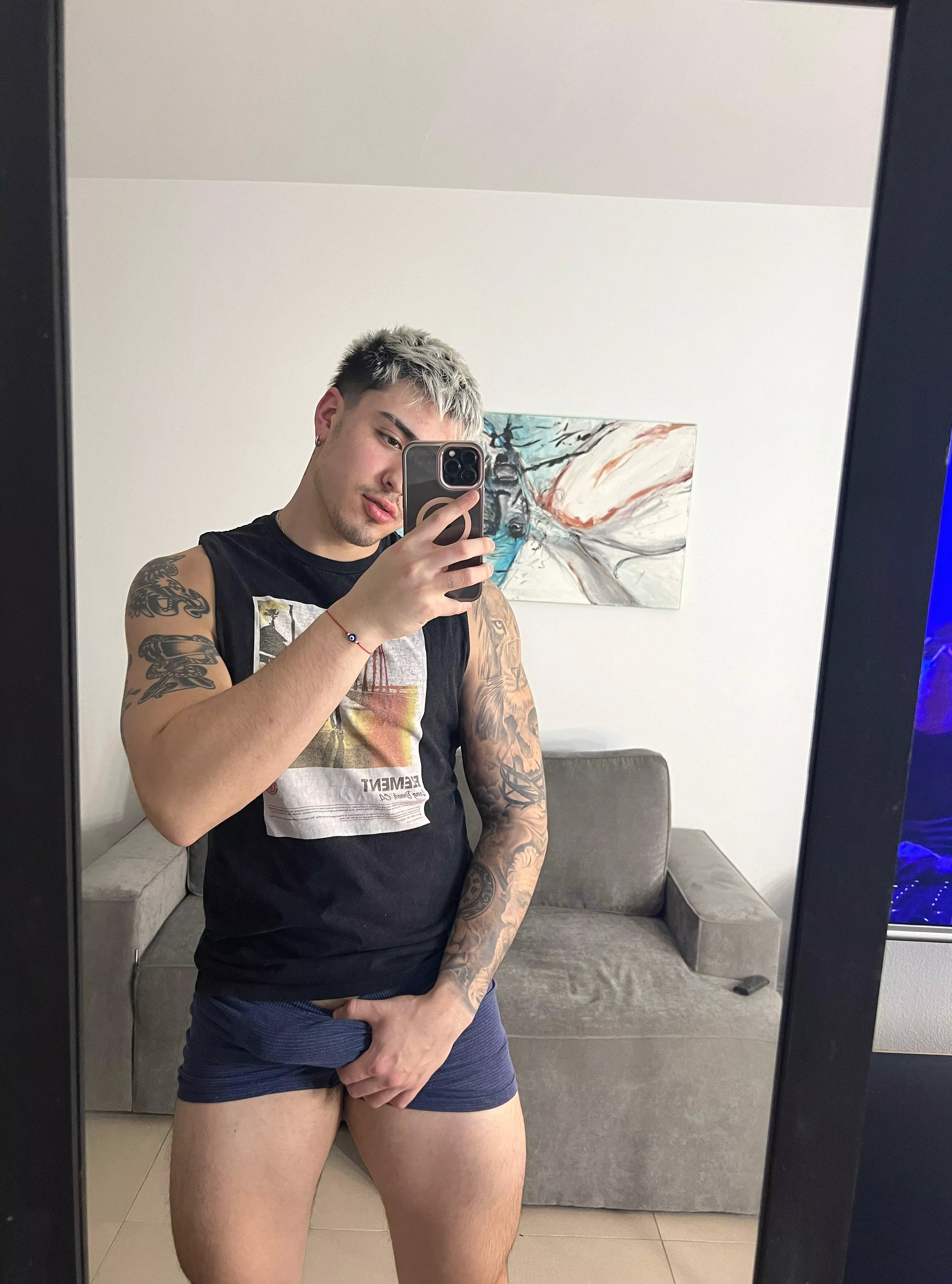 soccer player with a naughty question: can you handle my extra-time endurance? posted by ReedZayn