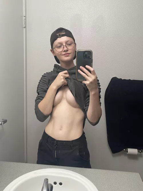 Someone told me you like boi tits and i really enjoy teasing you hehe😈 by anxiouslilbeann