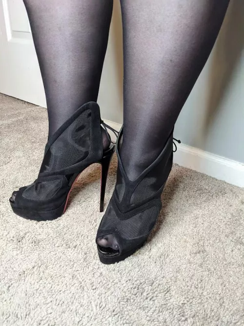 Black Heels and black pantyhose open toe by TheHotAvery
