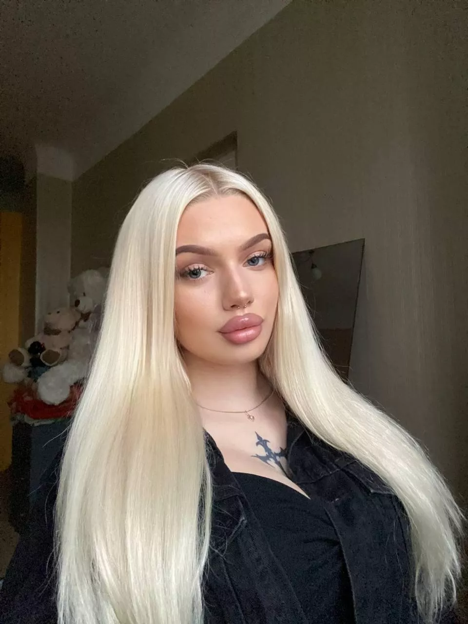 Can I leave my lipstick stains all over your body? posted by baby1rat