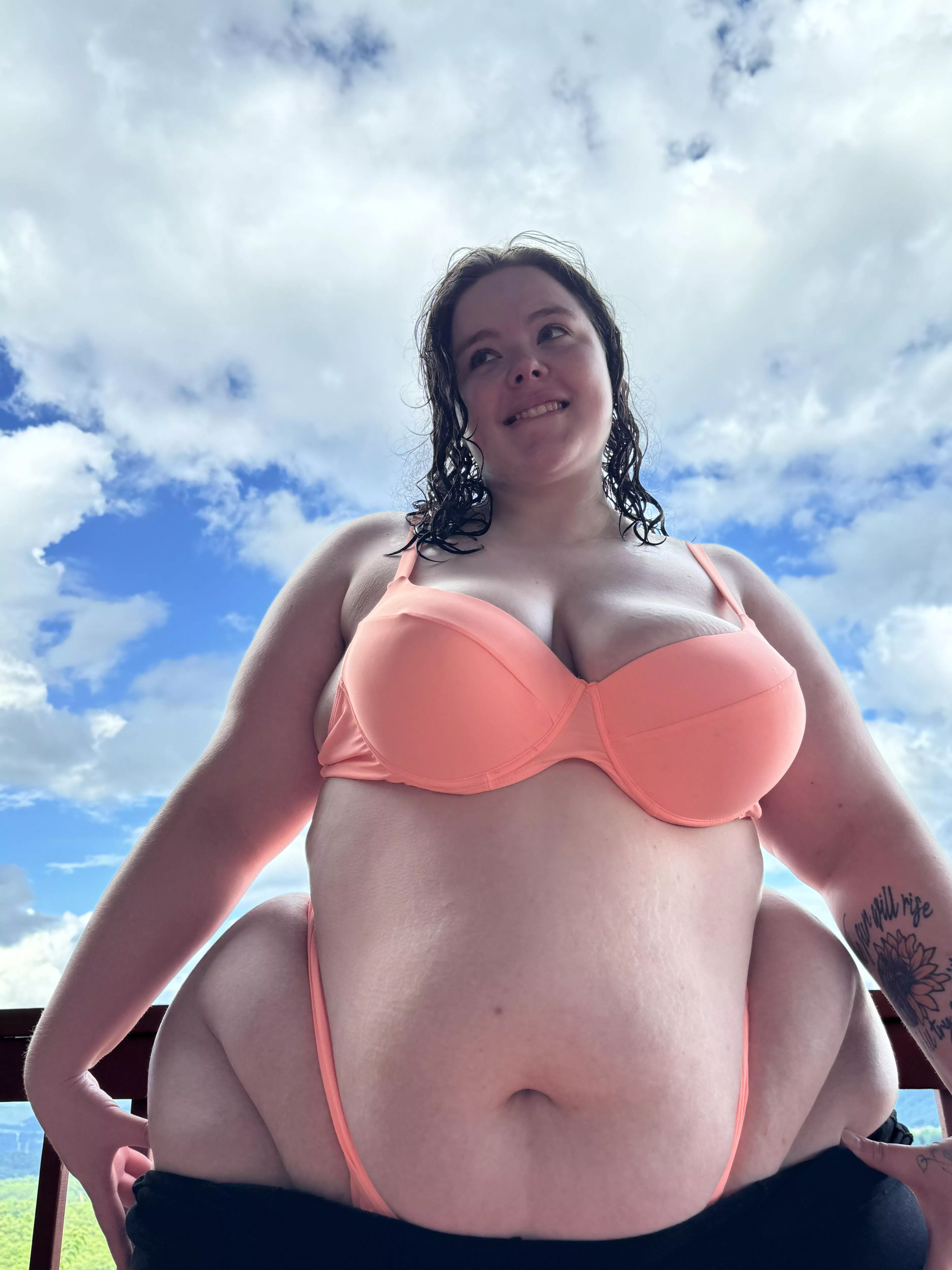 Fuck it, I'm soaking wet posted by Snowangelcake