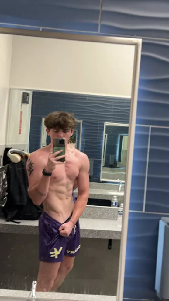 I know you want to see them close up posted by DylanFaron