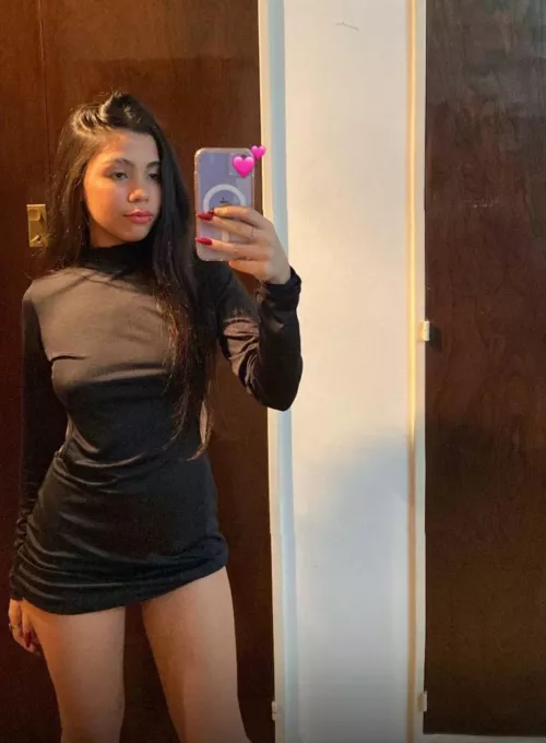 My dress is so sneaky, it's always riding up by Prior-Journalist-520