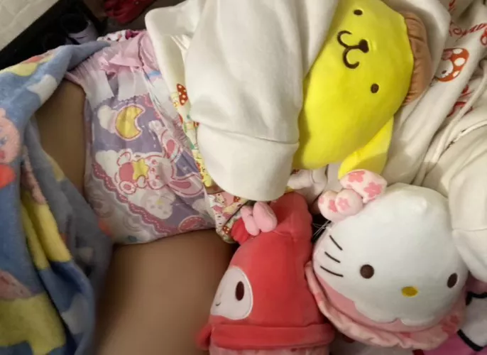 one of my favorite nights this summer..in fuzzy warm clothes, a (warm) diaper, and my stuffies  by babybananazz