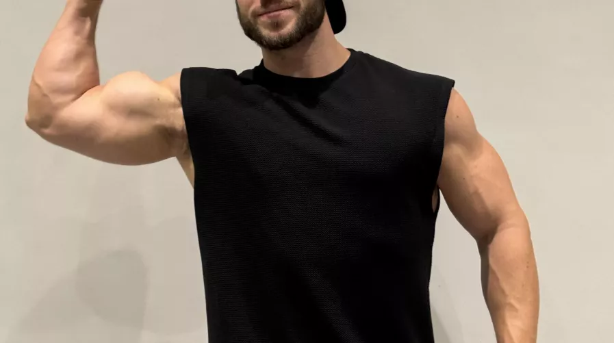 And I did not even train back today  by FitnHard69