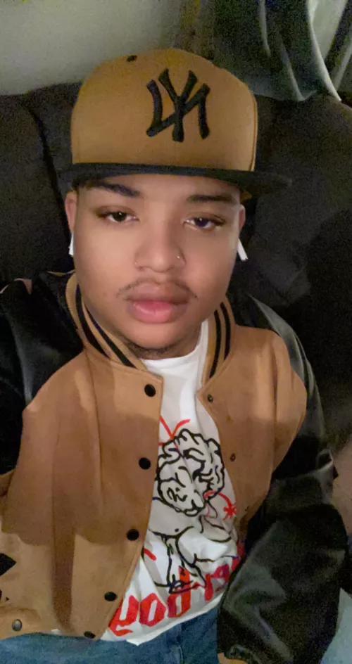 Anyone want to play Fortnite? 26 (mostly play builds 😅)  by seasonaldepressionxD