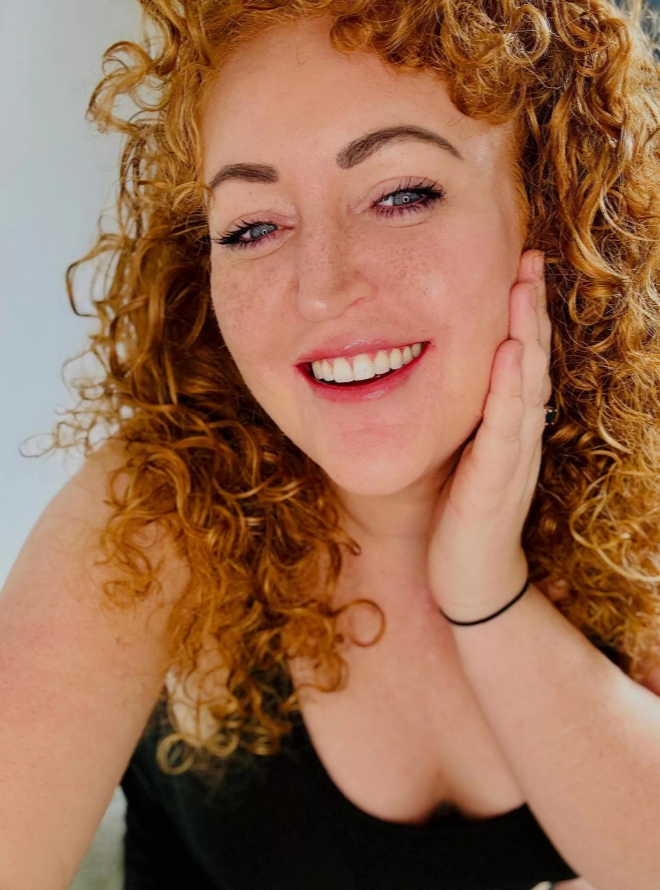 Freckled 32yo and sometimes feel like I'm just an odd one out, is that normal? [IRTR] posted by MundaneDeduction